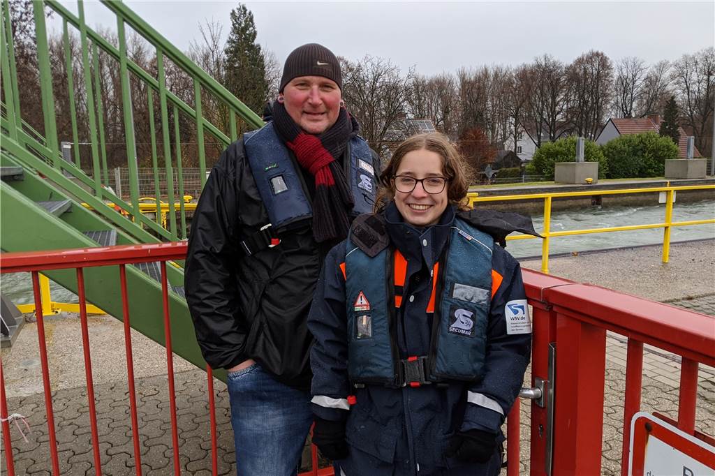 Festmacher an der Schleuse in Dorsten werden noch Jahre gebraucht Tobias Knopp und Ina Surma vom WSV müssen die marode Infrastruktur verwalten. Im Schifffahrtsamt fehlt es vor allem an Personal.