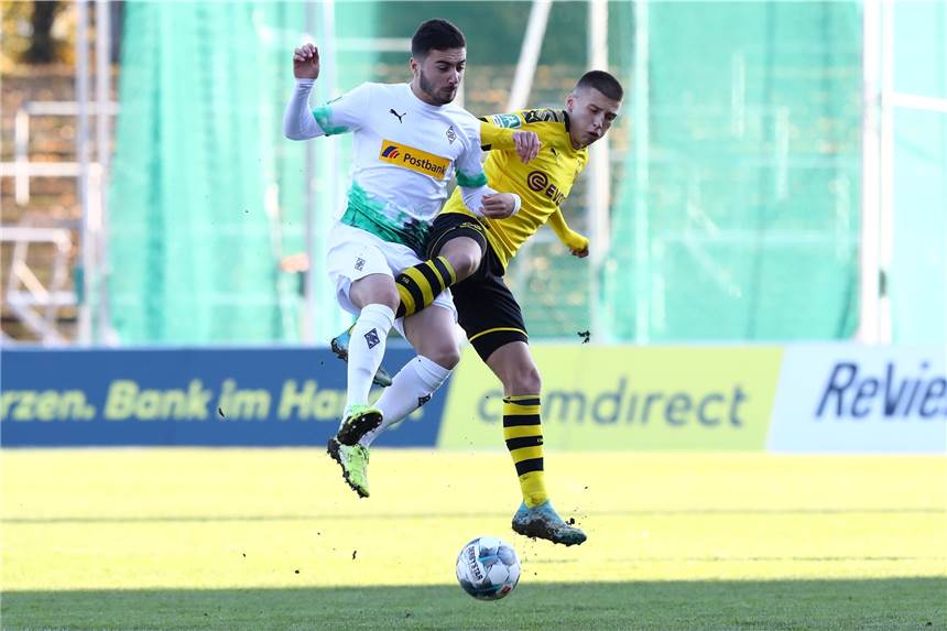 Bünnings 30-Meter-Strahl sichert der U23 des BVB einen Punkt gegen Gladbacher Reserve Tobias Raschl und die BVB U23 taten sich gegen Gladbach lange Zeit schwer.