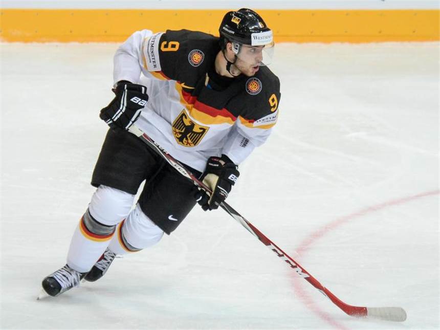 DEB-Team mit NHL-Profi Rieder gegen Schweden Tobias Rieder aus Arizona verstärkt das DEB-Team. Foto: Armin Weigel