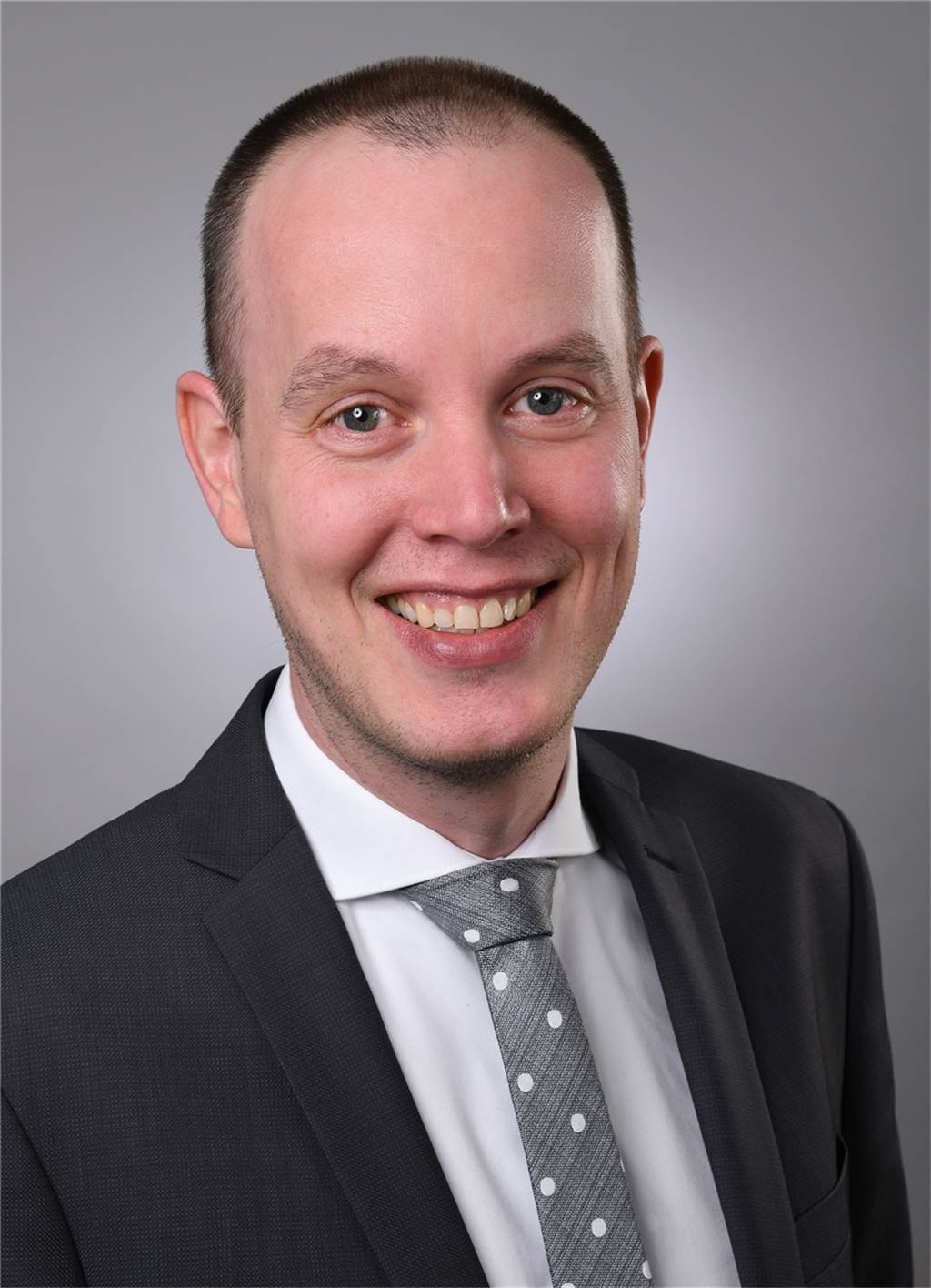 „Böllerei“ zu Silvesternacht: Feuerwehr und Klinikum warnen vor Gefahren Tobias Rodig, Pressesprecher Klinikum Westmünsterland, appelliert an die Vernunft aller "Feuerwerksliebhaber", Vorsicht walten zu lassen.