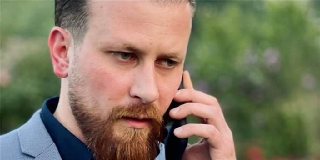 Osmanlispor holt zehn Neue – einer spielte in der BVB-Jugend und stieg mit RW Essen auf Tolga Porsuk, Teammanager von Osmanlispor Dortmund, gab nun zehn Verstärkungen bekannt.