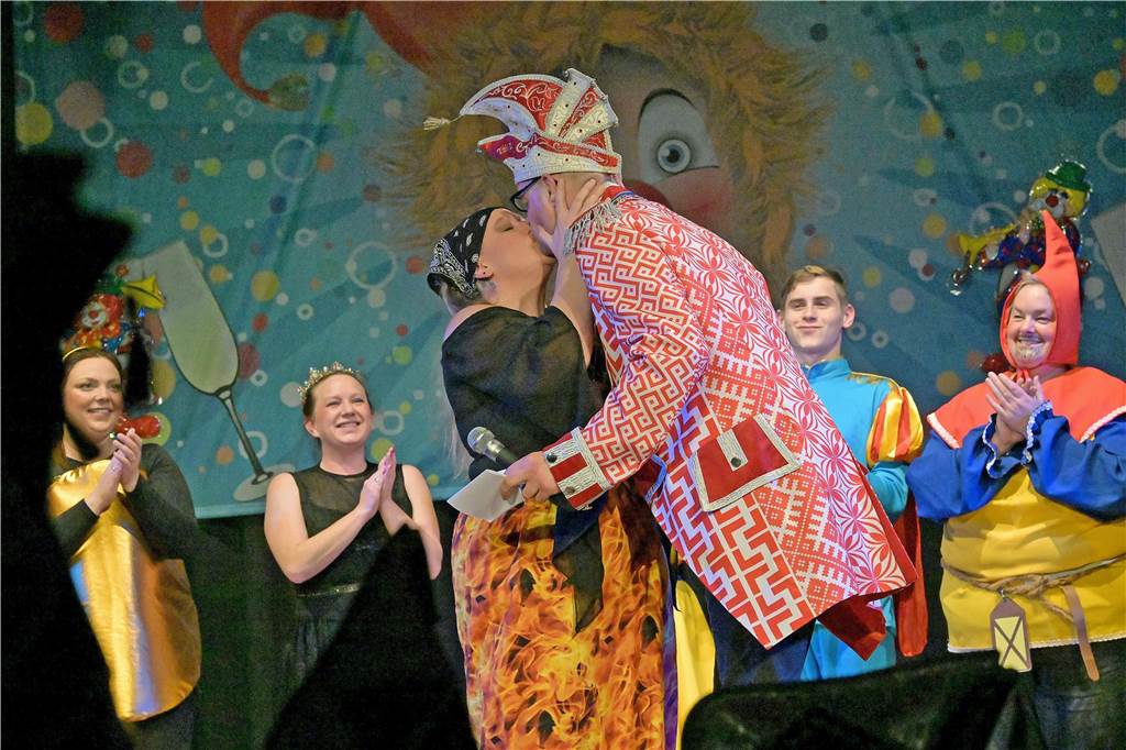 Tolle Darbietungen erlebten die begeisterten Zuschauer bei der Gala-Sitzung der 1. Selmer Karnevalsgesellschaft Freitagabend im Bürgerhaus.