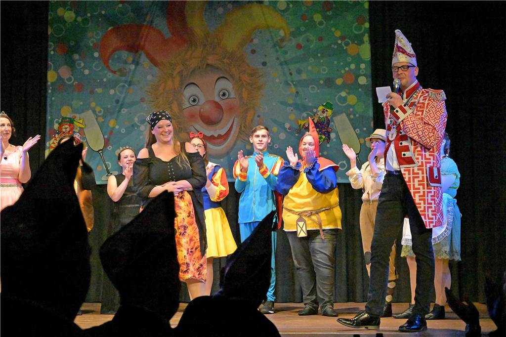 Tolle Darbietungen erlebten die begeisterten Zuschauer bei der Gala-Sitzung der 1. Selmer Karnevalsgesellschaft Freitagabend im Bürgerhaus.