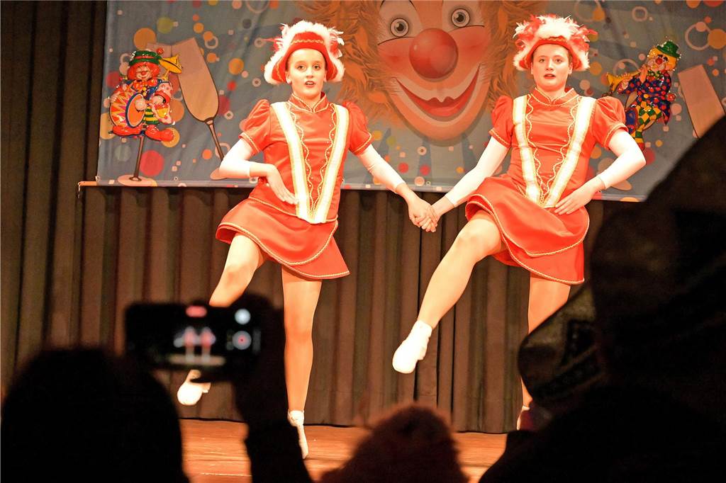 Tolle Darbietungen erlebten die begeisterten Zuschauer bei der Gala-Sitzung der 1. Selmer Karnevalsgesellschaft Freitagabend im Bürgerhaus.
