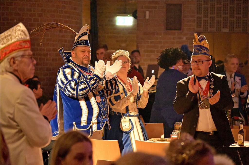 Tolle Darbietungen erlebten die begeisterten Zuschauer bei der Gala-Sitzung der 1. Selmer Karnevalsgesellschaft Freitagabend im Bürgerhaus.