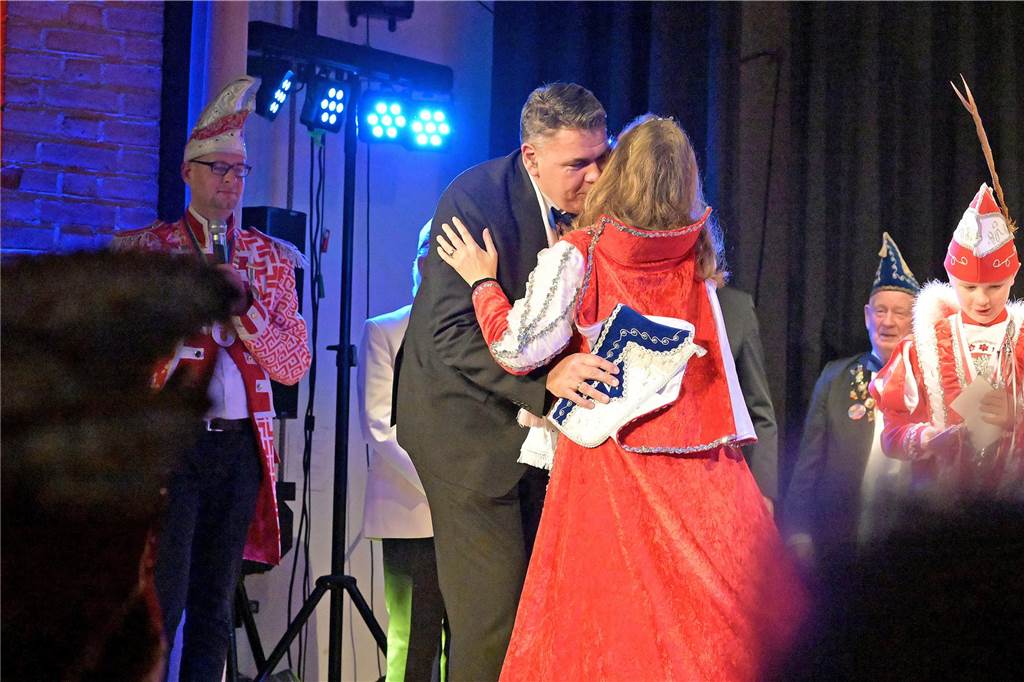 Tolle Darbietungen erlebten die begeisterten Zuschauer bei der Gala-Sitzung der 1. Selmer Karnevalsgesellschaft Freitagabend im Bürgerhaus.