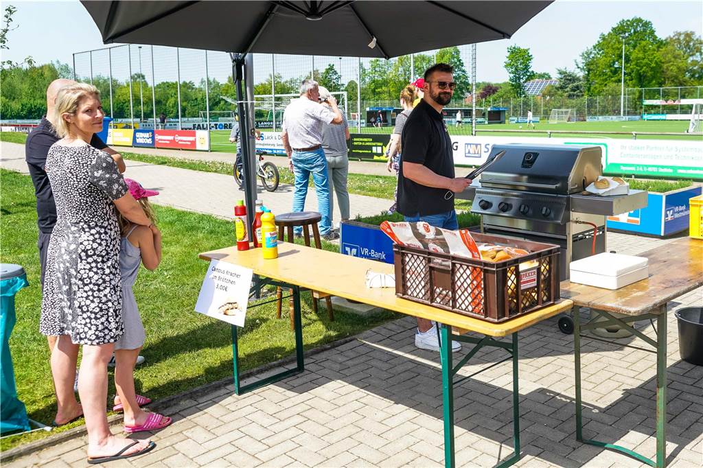 Tolle Sprünge zeigten die Mountainbikefahrer, aber auch für alle anderen gab es ein tolles Programm.