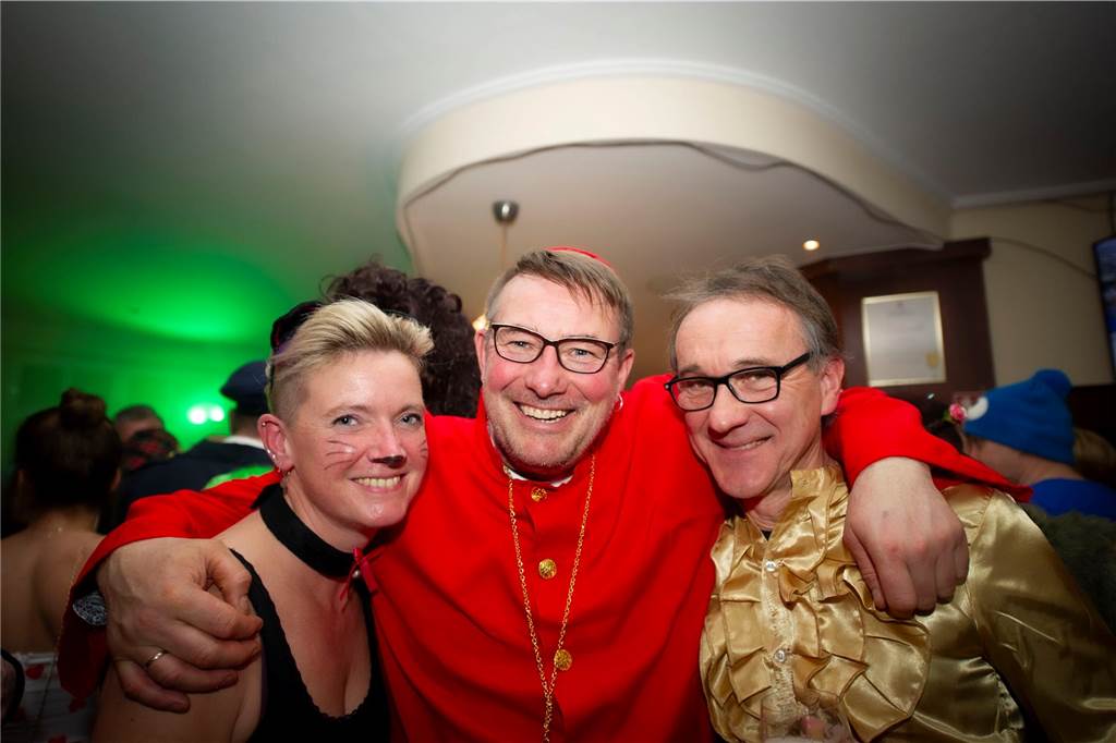Tolle Stimmung an Rosenmontag im Café Zentral.