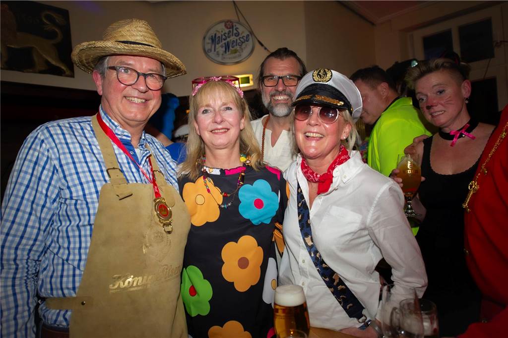 Tolle Stimmung an Rosenmontag im Café Zentral.