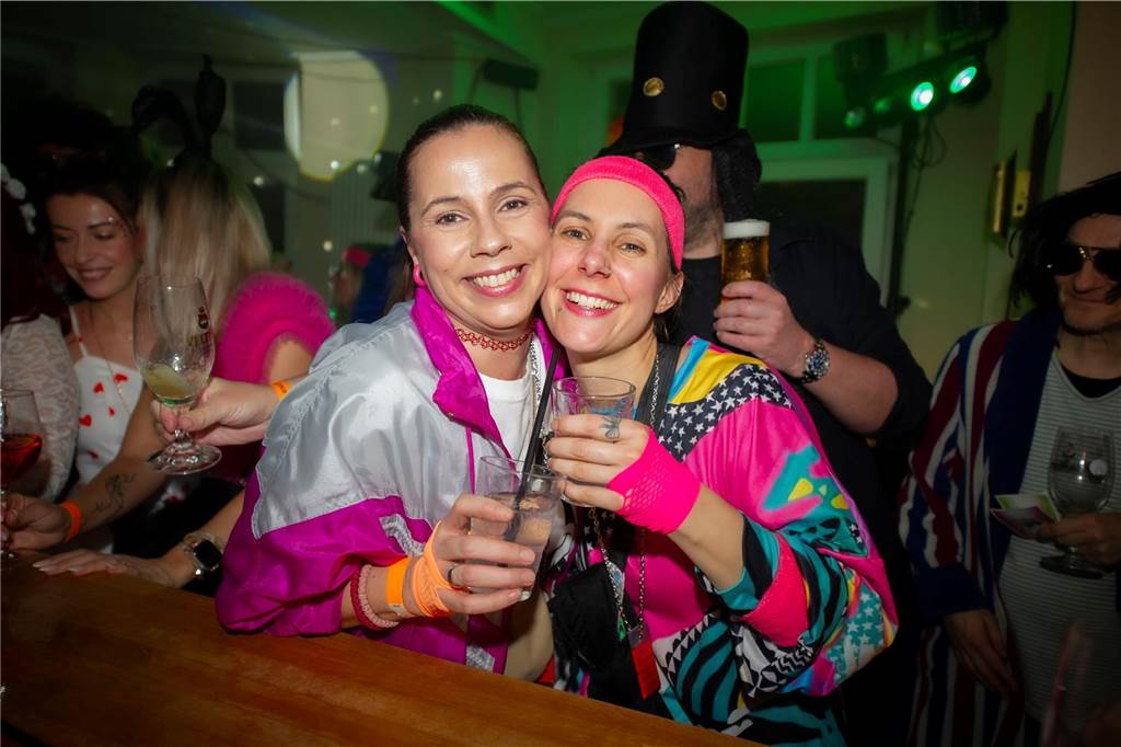Tolle Stimmung an Rosenmontag im Café Zentral.