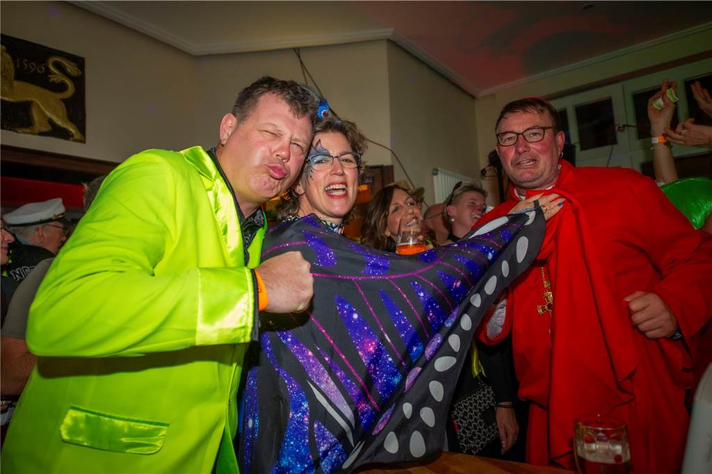 Tolle Stimmung an Rosenmontag im Café Zentral.