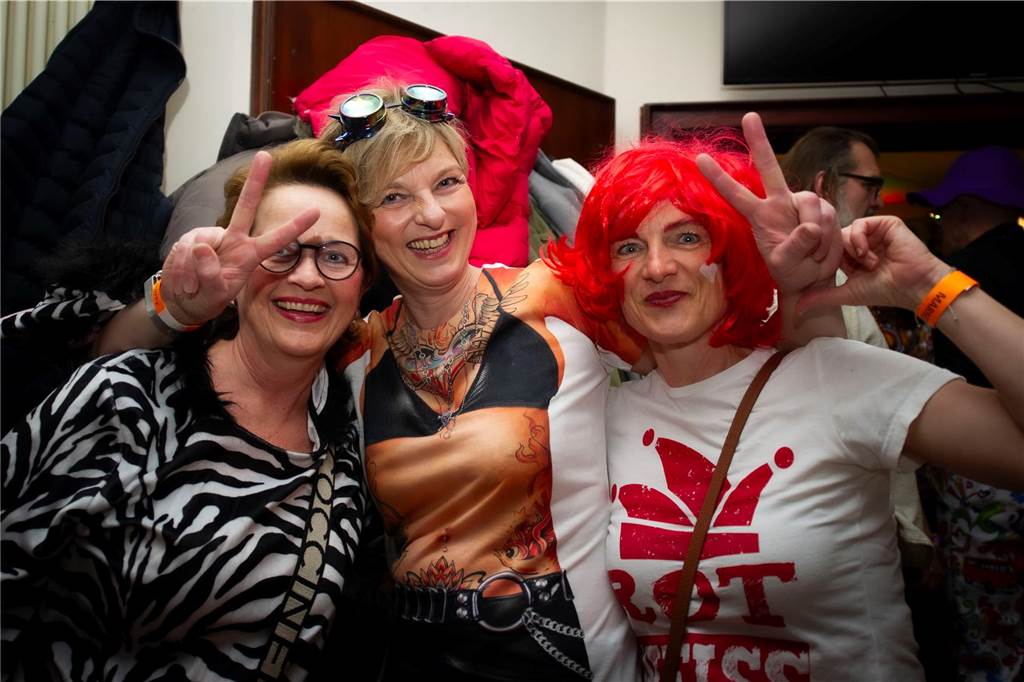 Tolle Stimmung an Rosenmontag im Café Zentral.