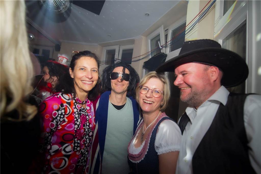 Tolle Stimmung bei der Rosenmontags-Party im Café Zentral.