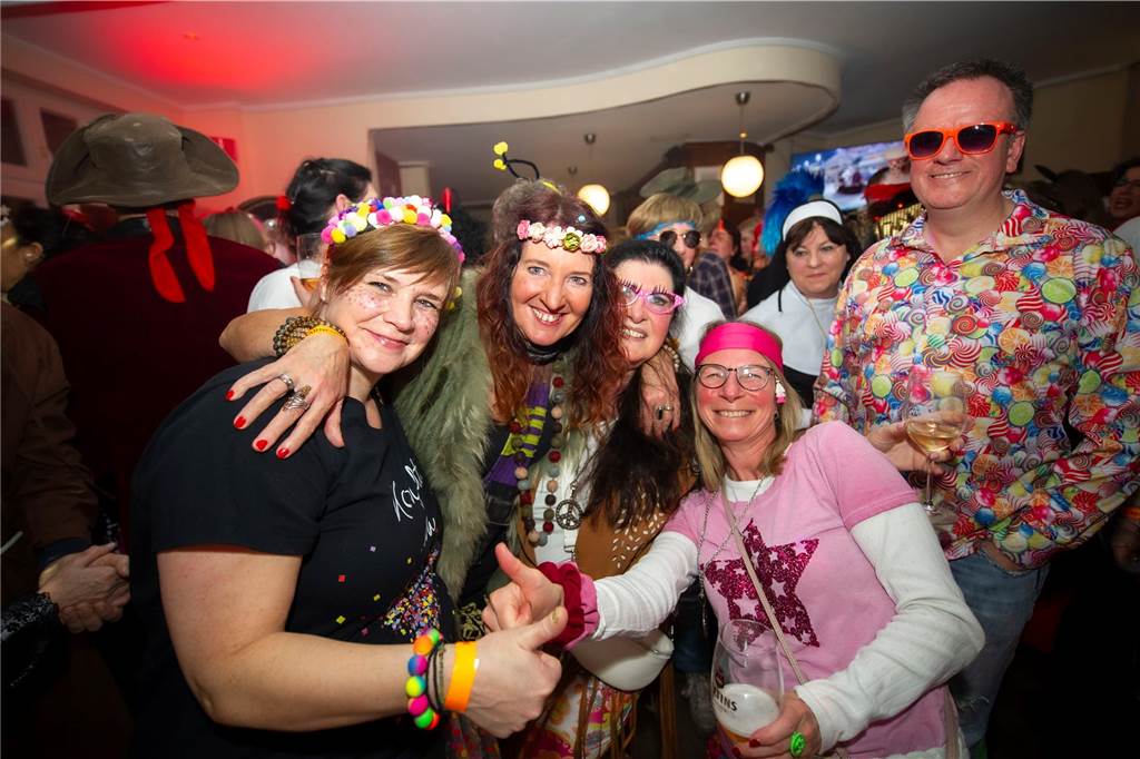 Tolle Stimmung bei der Rosenmontags-Party im Café Zentral.