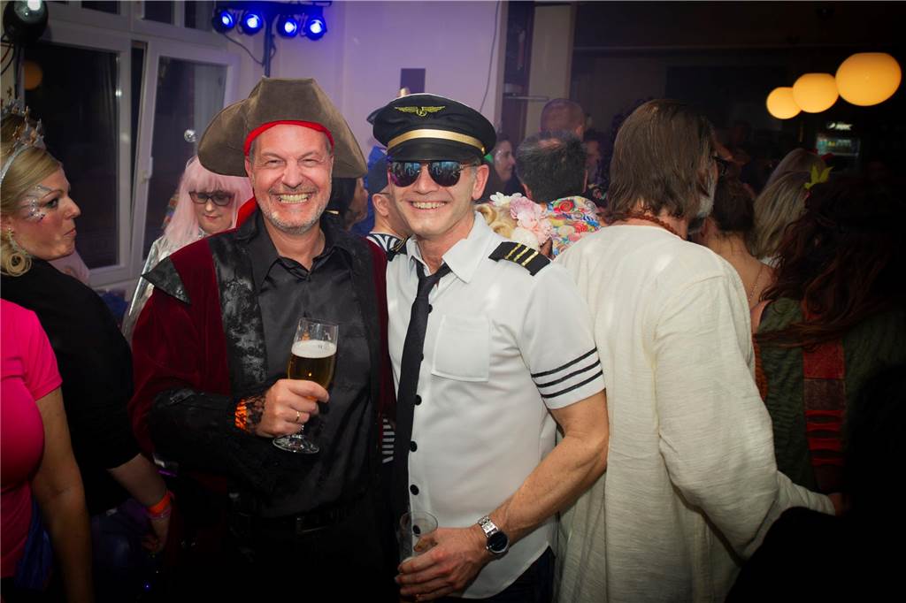 Tolle Stimmung bei der Rosenmontags-Party im Café Zentral.