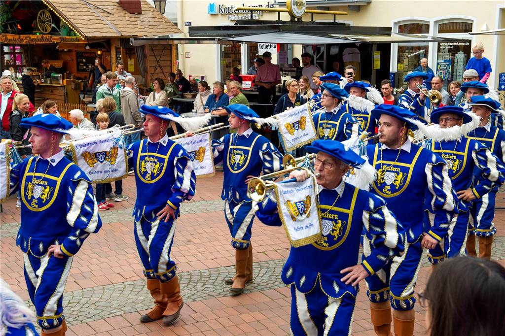 Tolle Stimmung herrschte beim Heimatfest in Haltern schon am ersten Tag. So kann es weitergehen.