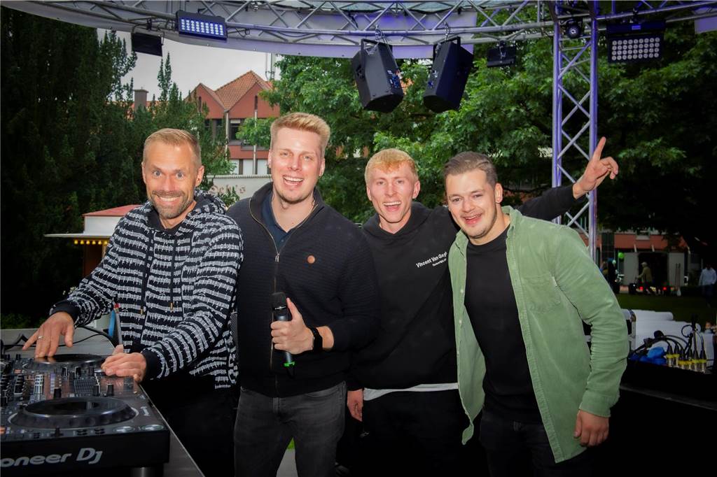 Tolle Stimmung herrschte beim Heimatfest in Haltern schon am ersten Tag. So kann es weitergehen.