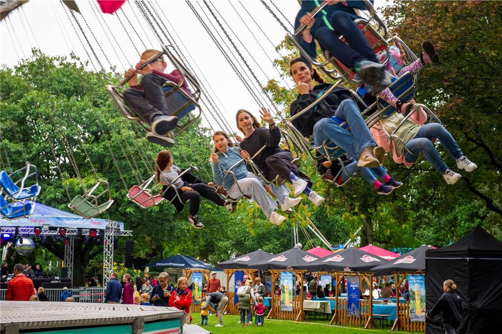 Tolle Stimmung herrschte beim Heimatfest in Haltern schon am ersten Tag. So kann es weitergehen.