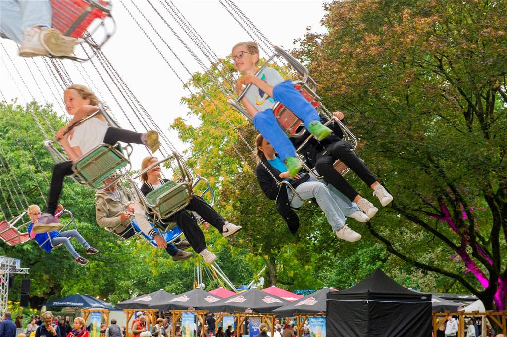 Tolle Stimmung herrschte beim Heimatfest in Haltern schon am ersten Tag. So kann es weitergehen.