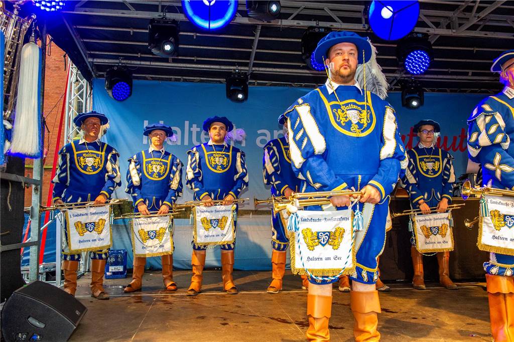 Tolle Stimmung herrschte beim Heimatfest in Haltern schon am ersten Tag. So kann es weitergehen.
