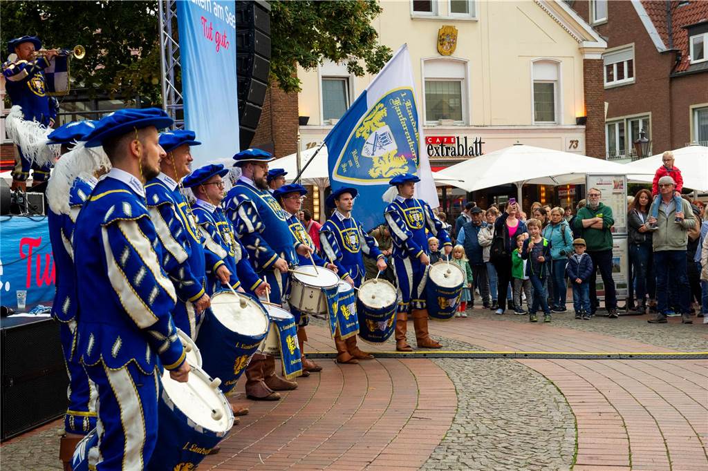 Tolle Stimmung herrschte beim Heimatfest in Haltern schon am ersten Tag. So kann es weitergehen.