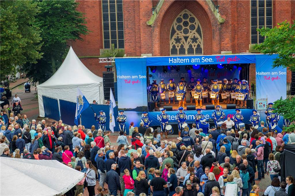 Tolle Stimmung herrschte beim Heimatfest in Haltern schon am ersten Tag. So kann es weitergehen.