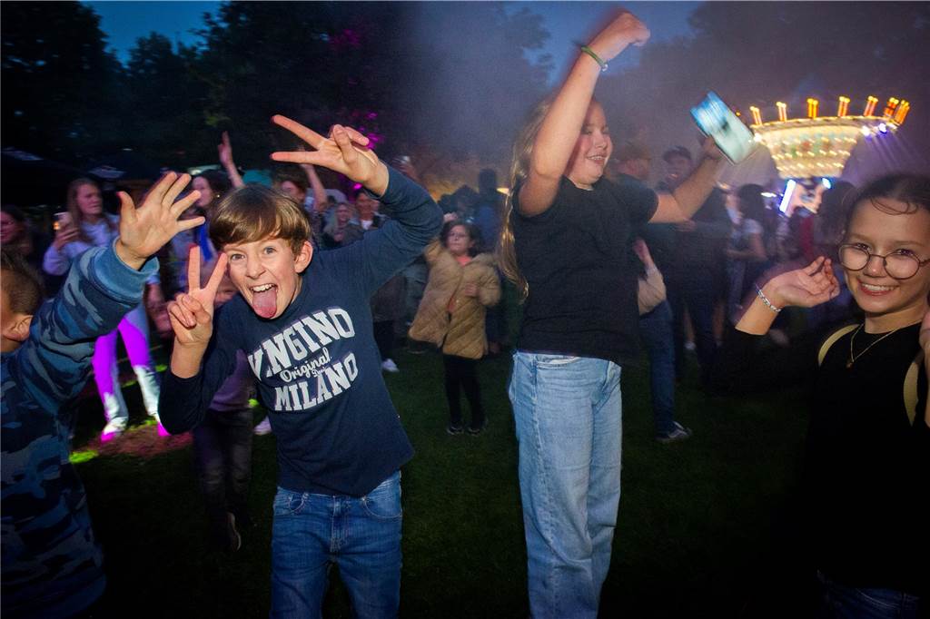 Tolle Stimmung herrschte beim Heimatfest in Haltern schon am ersten Tag. So kann es weitergehen.
