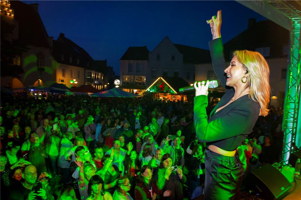 Tolle Stimmung herrschte beim Heimatfest in Haltern schon am ersten Tag. So kann es weitergehen.