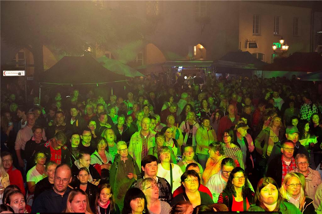 Tolle Stimmung herrschte beim Heimatfest in Haltern schon am ersten Tag. So kann es weitergehen.