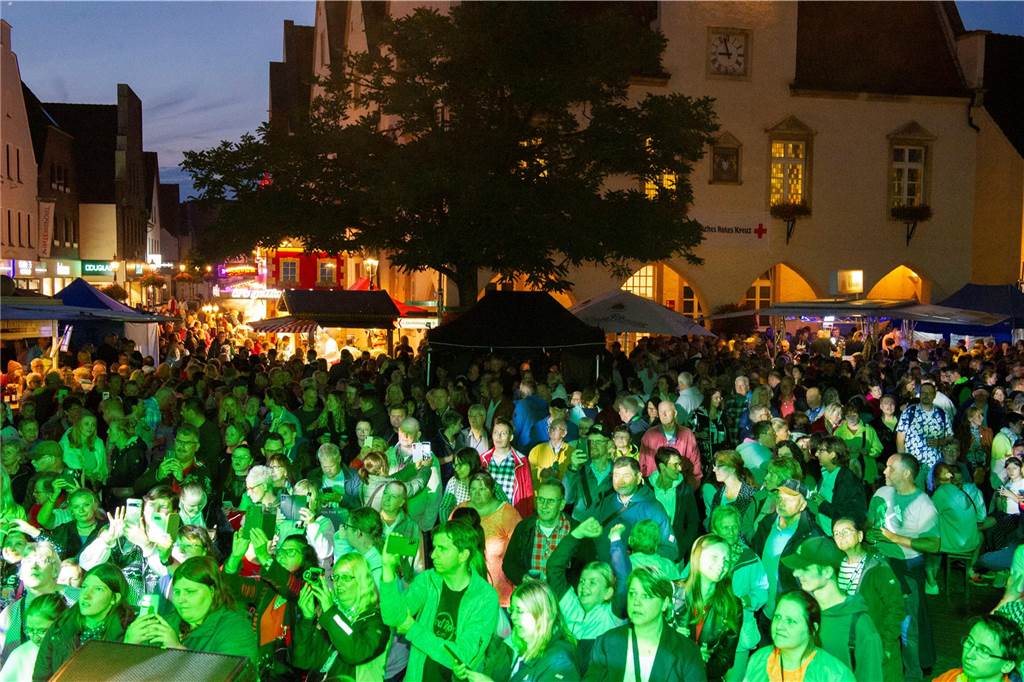 Tolle Stimmung herrschte beim Heimatfest in Haltern schon am ersten Tag. So kann es weitergehen.