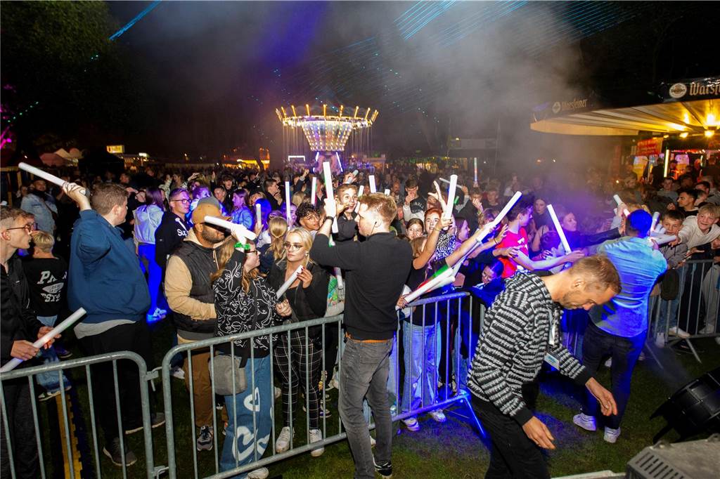 Tolle Stimmung herrschte beim Heimatfest in Haltern schon am ersten Tag. So kann es weitergehen.