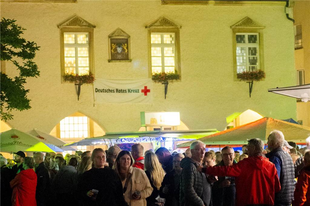 Tolle Stimmung herrschte beim Heimatfest in Haltern schon am ersten Tag. So kann es weitergehen.
