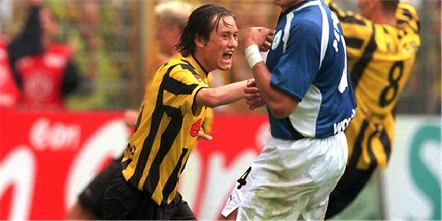 BVB-Zeitspiel: Premiere für Koller und Rosicky gegen Wolfsburg Tomas Rosicky bejubelt seinen BVB-Treffer gegen Wolfsburg.