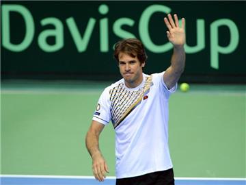 Tommy Haas verabschiedet sich für mehrere Wochen vom Tennisplatz. Foto: Arne Dedert