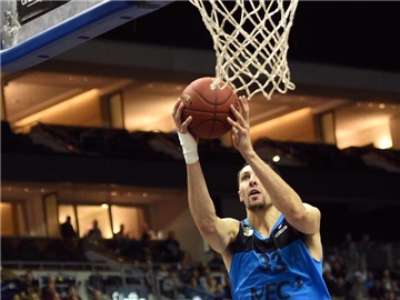 Tony Gaffney verletzte sich beim Spiel gegen Unicaja Malaga. Foto: Britta Pedersen