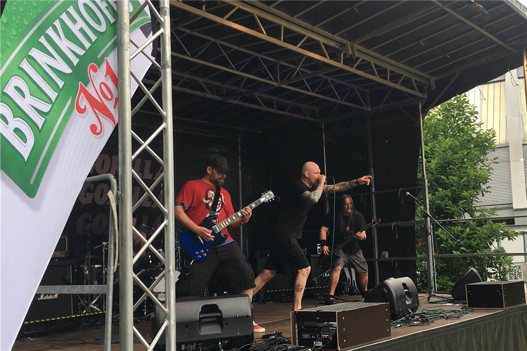 Wieder Livekonzert in Lünen: „Schön, bekannte Gesichter zu sehen“ Tony Gorillas sorgt für einen gelungen Auftakt der Veranstaltungsreihe Freiluft Kultur.