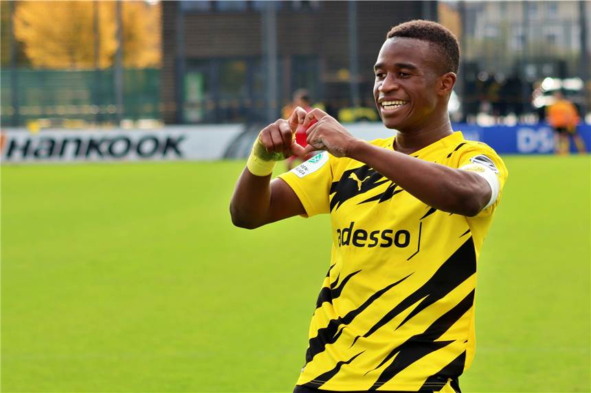Diese Newcomer standen zur Wahl Tor-Maschine auf zwei Beinen: der 16-jährige Borusse Youssoufa Moukoko
