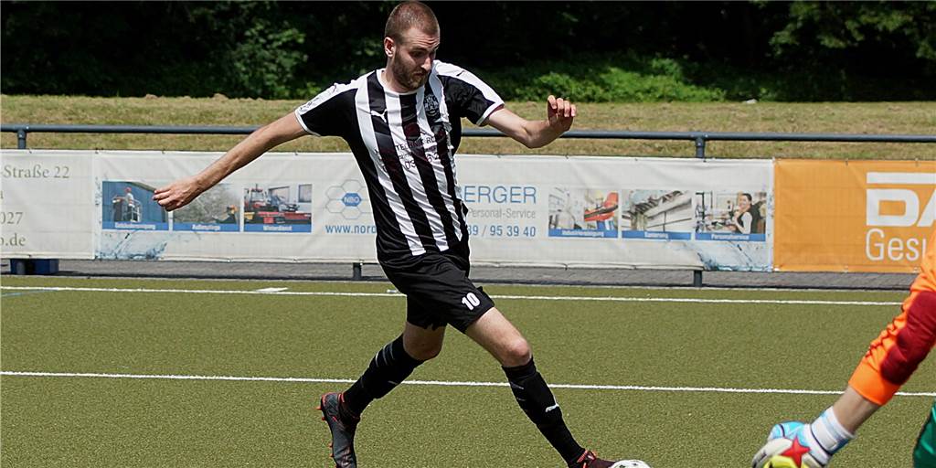 SV Afferde dreht Spiel - SC Fröndenbergs Knipser schlägt wieder zu - SuS Lünern kassiert Dämpfer Torgarant Marvin Bremkes war im Testspiel gegen Holzwickede IV vier Mal erfolgreich.