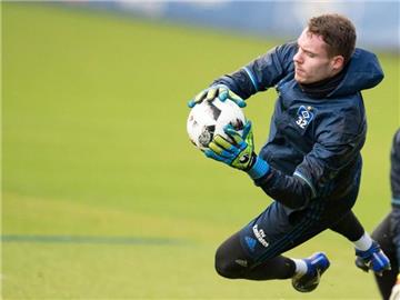 Torhüter Christian Mathenia hat beim HSV wieder das Training aufgenommen. Foto: Daniel Reinhardt