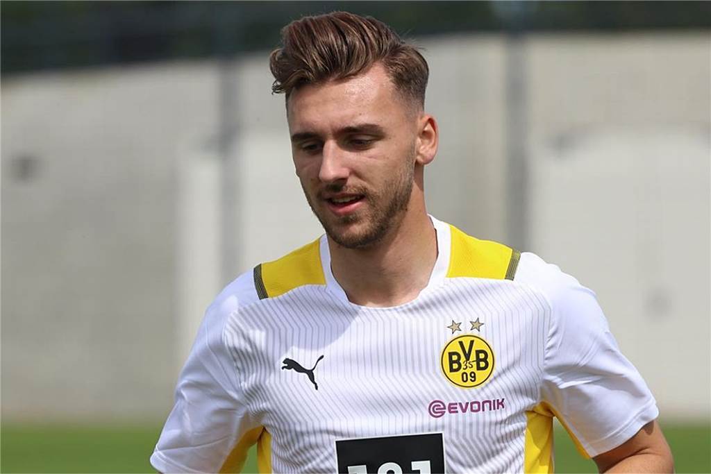 BVB-U23: Taktik rückt in den Fokus – drei Youngster zu den Profis Torhüter-Neuzugang Marcel Lotka ist Anfang der Woche ins Training der BVB-U23 eingestiegen.