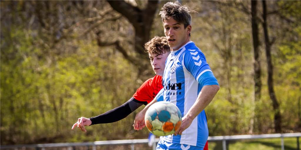 ASC 09 II verabschiedet Trio, das mit dem Klub einst in die Oberliga aufgestiegen ist Torjäger Tim Schwarz gehört zu den bekannten Namen, die beim ASC 09 Dortmund aufhören.