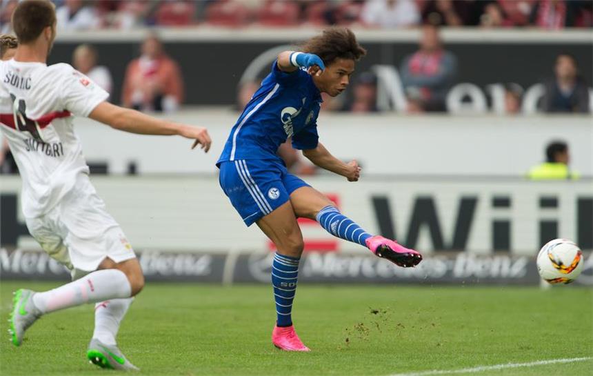 Sane schießt Schalke zum Sieg in Stuttgart Torschütze des einzigen Treffers: Leroy Sané.