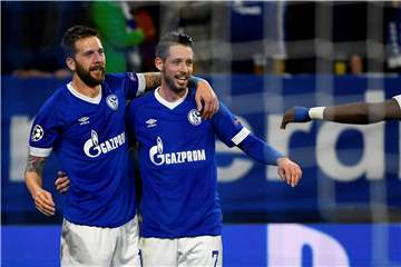 Torschützen unter sich: Guido Burgstaller (l.) und Mark Uth erzielten die Treffer beim Schalker 2:0-Sieg gegen Galatasaray Istanbul.
