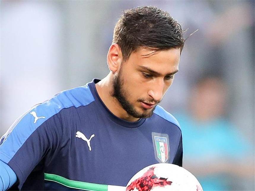 Donnarumma einigt sich nun doch mit AC Mailand Torwart Gianluigi Donnarumma hat seinen Vertrag beim AC Mailand verlängert. Foto: Jan Woitas