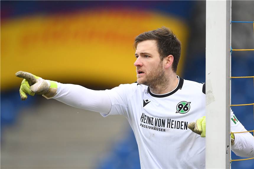 Torwart Michael Esser befindet sich derzeit in Quarantäne.