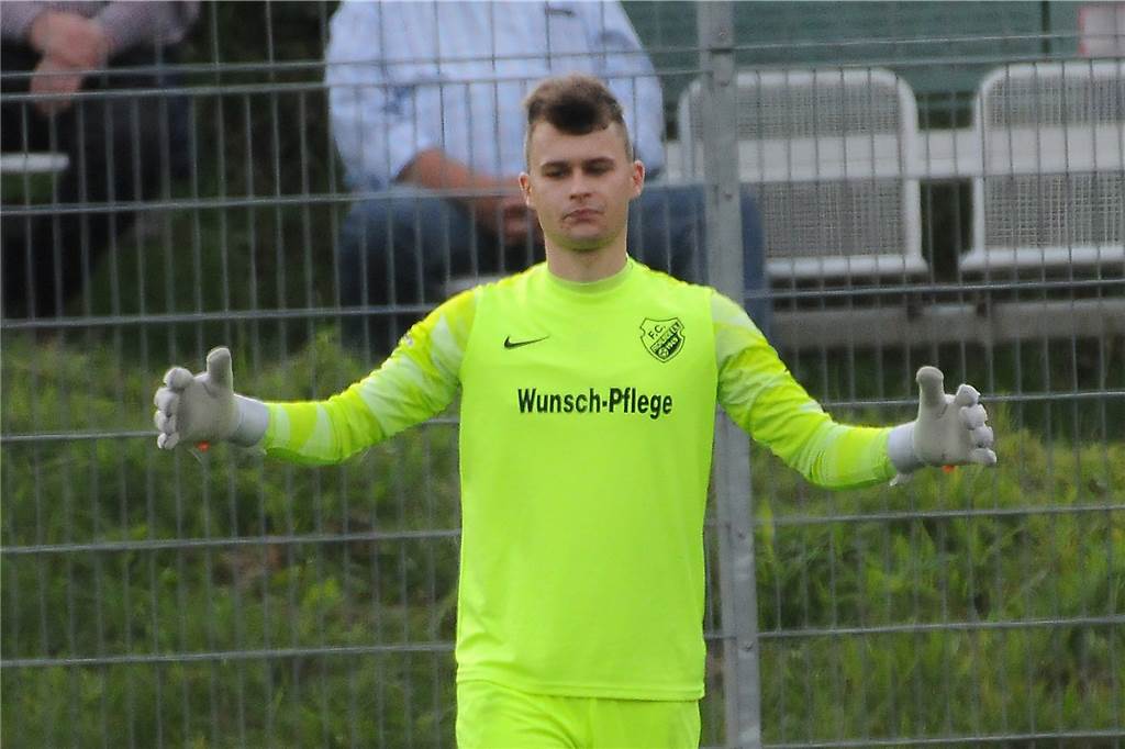 Frohlinde muss plötzlich Torwart-Lücke schließen: Haarriss sorgt für Problem Torwart Pascal Eiba ist verletzt.