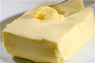 Traditionell zählt der Butterpreis zu den sogenannten Eckpreisen im Handel. Foto: David Ebener