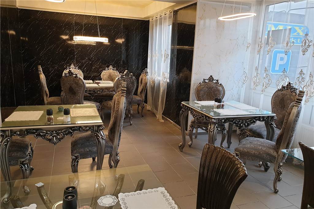 Mirmohammadi-Brüder servieren Deutsch-persische Fusions-Küche Blick ins D&P-Restaurant