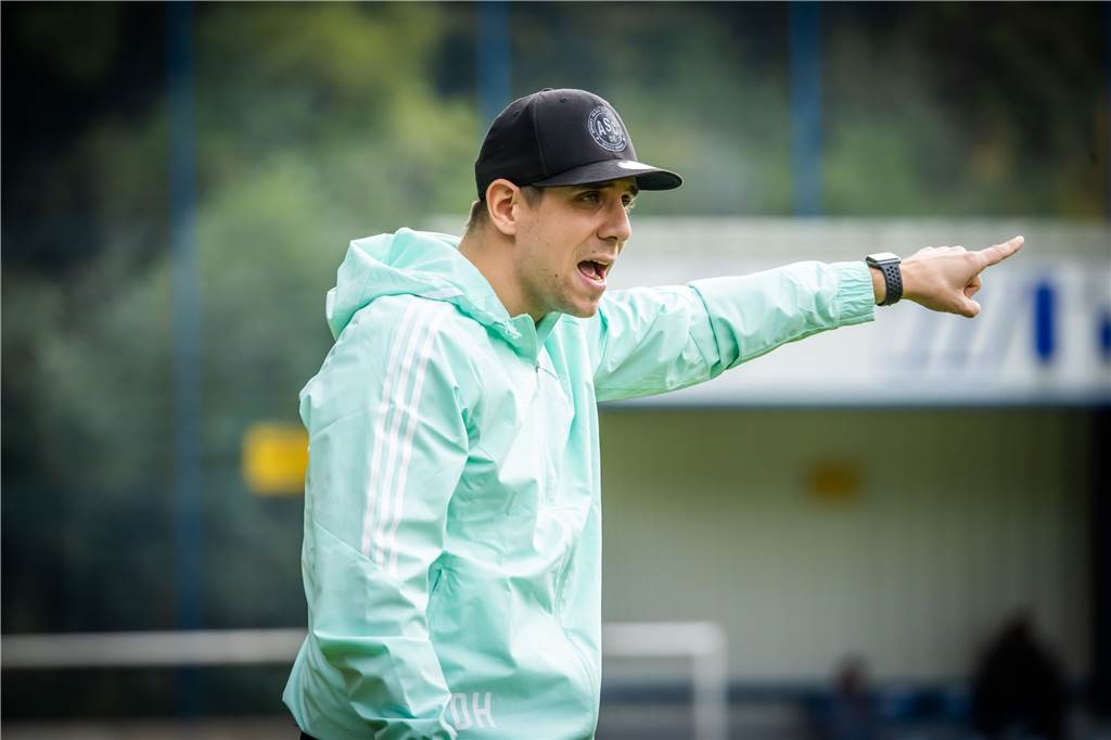 Trainer Dennis Hübner hat den ASC wachgeküsst.