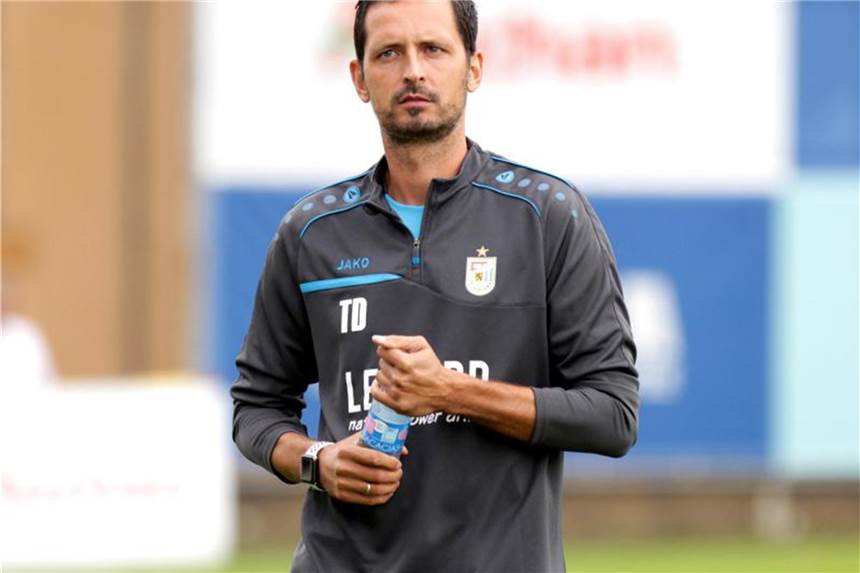 Wunder geschafft: Erste Luxemburger in der Europa League Trainer Dino Toppmöller hat mit F91 Düdelingen gegen CFR Cluj die Qualifikation für die Europa League geschafft. Foto: Albert Krier